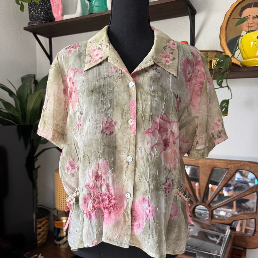 Vintage 90’s K & Company Cottagecore Floral Fairy Button Down Blouse
